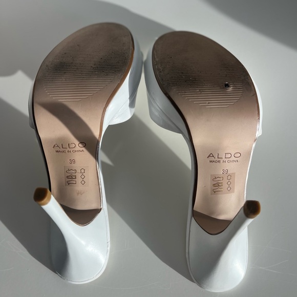 GUC ALDO, Sz 39, white sandal - Picture 4 of 6